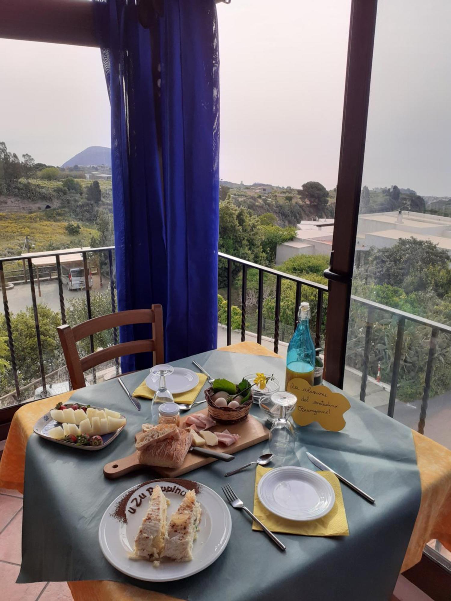 Agriturismo U Zu Peppino Lipari  Bagian luar foto